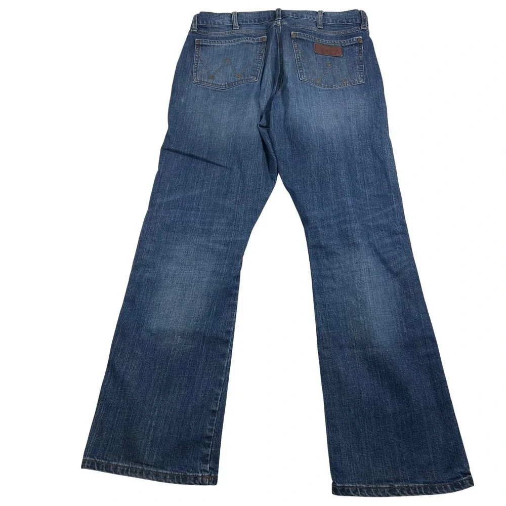 Wrangler Jeans Mens 34x34 Blue Retro Relaxed Bootcut Medium Wash 10WRT20JH